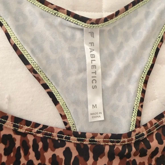 Fabletics Leopard Set - Picture 7 of 8